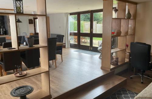 The Nursery - Foto 41