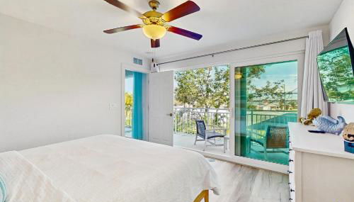 Mad Beach Hideaway - Photo 3