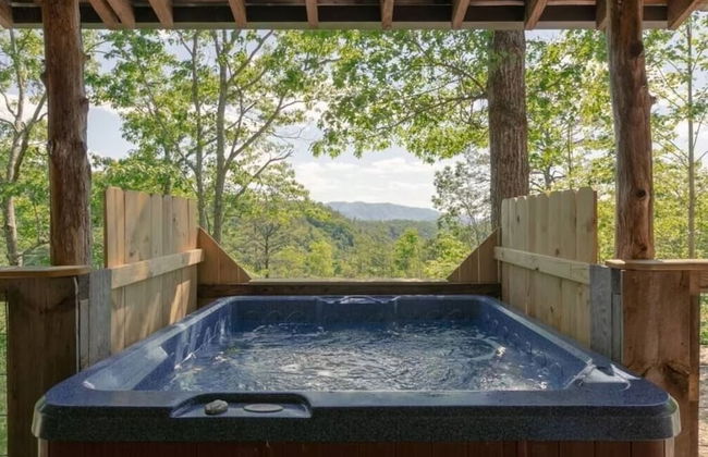 Evie's Mountain Castle 2 Bedroom Cabin by RedAwning - Foto 18