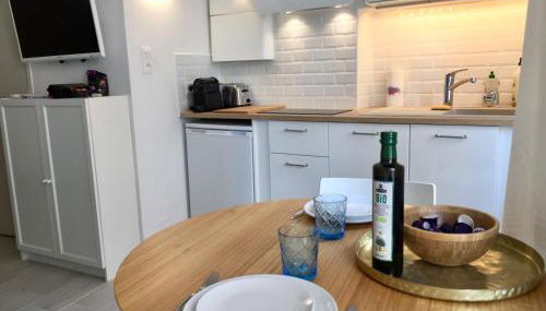 Superbe T1 bis sur le port et rue piétonne - Foto 4