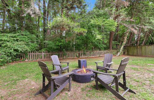 Country Haven - Hot Tub & Pool! Game Room, King Beds, Mins 2 dwtn - Foto 63