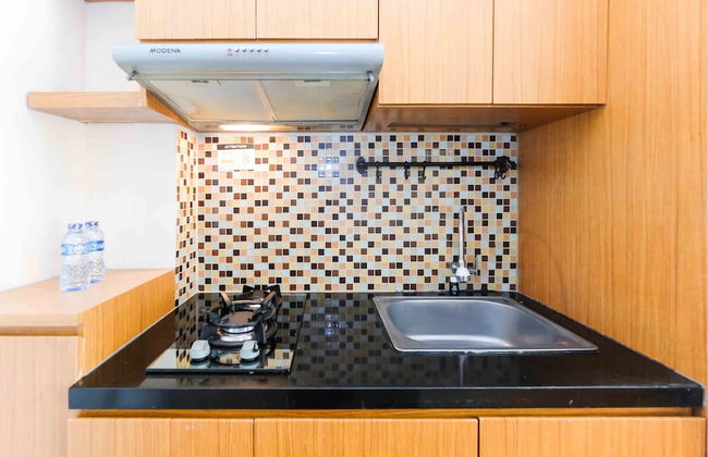 Homey and Cozy Living Studio at Pakubuwono Terrace Apartment - Foto 5