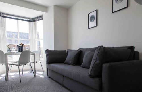 Stunning 2 bed apartment with sea views, Penzance - Foto 18