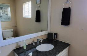 2BR 1BA Condo in Roosevelt Row Arts District - Photo 10