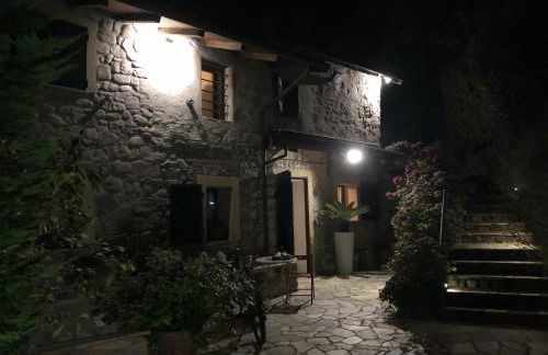 “SPArisio” CASA IN SASSO CON PISCINA E CAMPO DA TENNIS - Photo 53