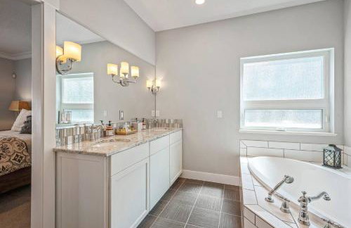 Spacious 4BR 3B 2-Kitchen w bathtub 11 guests - Foto 7