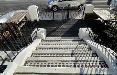 Seaview flat with balcony, spacious 2 bedroom - Foto 11