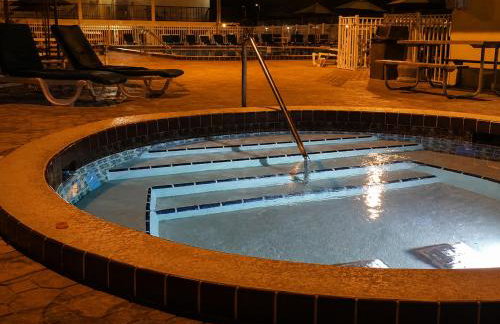 Ocean Landings Resort Cocoa Beach Port Canaveral - Photo 5
