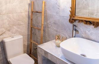 Catherine's Seaside House B - Photo 13