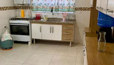 Casa ampla com ar condicionado e quintal para pets - Foto 2, stove