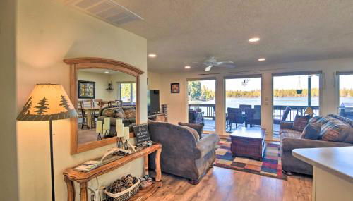House with Private Deck on the Rock Creek Reservoir! - Foto 4