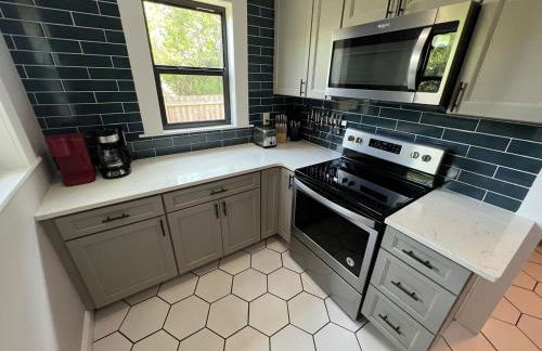 Tampa Heights Prohibition Era Bungalow - Foto 70