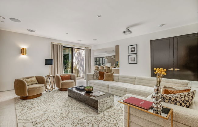 Laurel Canyon - Photo 24