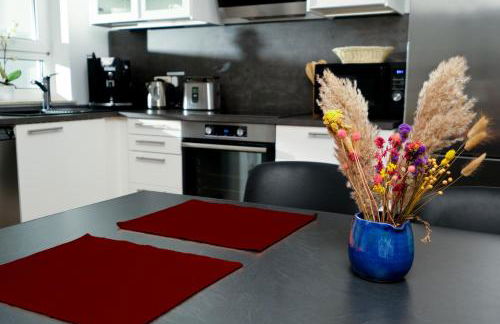 Apartment 4 - Photo 9