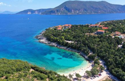 Nikolas by Vintage Travel - Photo 32