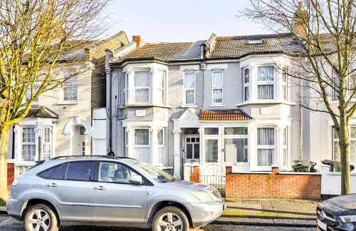 2-Bed, Sleeps 8 in Leyton E10, Near Stratford - Foto 36