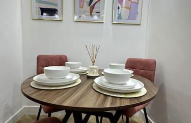 The Upper Tooting Beauty - 2bed Ground Floor Flat - Photo 17