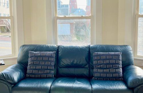 Peaceful Oasis on Munjoy Hill 1st flr 3BR parking - Foto 20