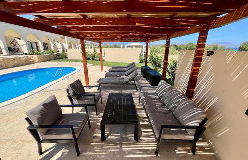 Selena Beach Front Loft with private heatable Pool - Foto 3