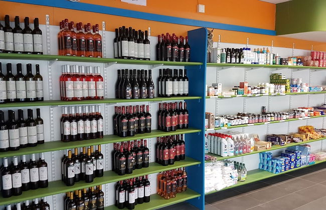 St Angela’s Lakeside Aparthotel - Photo 44