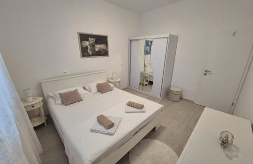 lovely apartment - Photo 2