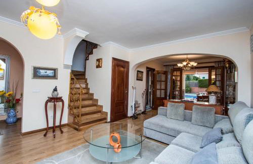 Bonita Casa Suit, Porto Colom, Piscina, AC, Wifi y Netflix - Foto 23