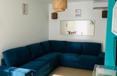 APARTAMENTO SITUADO EN EL CENTRO CON 3 HABITACIONES, DISPONE DE AIRE ACONDICIONADO Y WIFI A 150m DE LA PLAYA Y EL CASTILLO - Photo 4