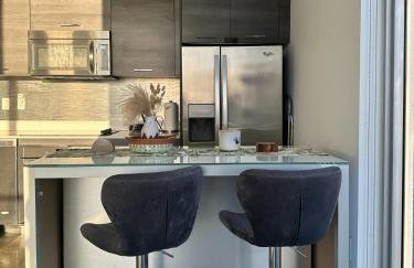 Elevated Elegance Luxe View Pool Free Parking - Foto 30