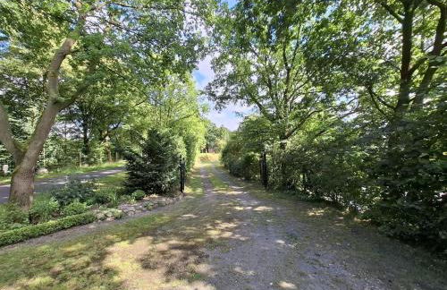 Idyllic Lakeside Cottage - Foto 19