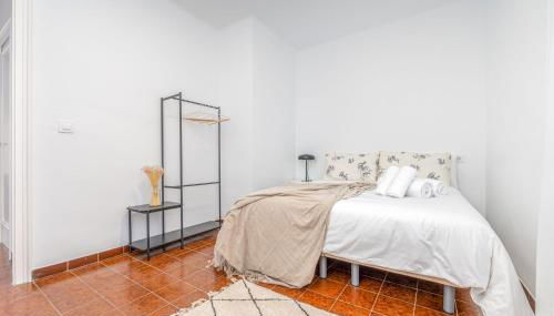 Milenial Immo Llotja Apartamento a 100 mts de la playa de Roses - Foto 3