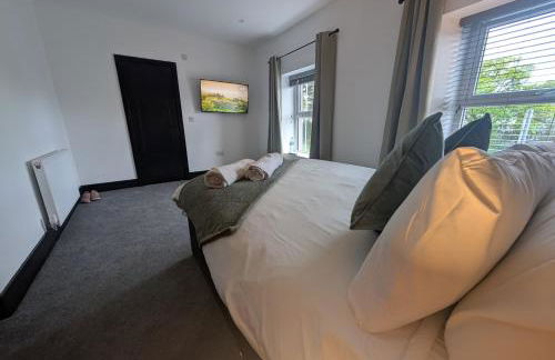 Swansea 5-Bed Family Home with Ensuite - Foto 17