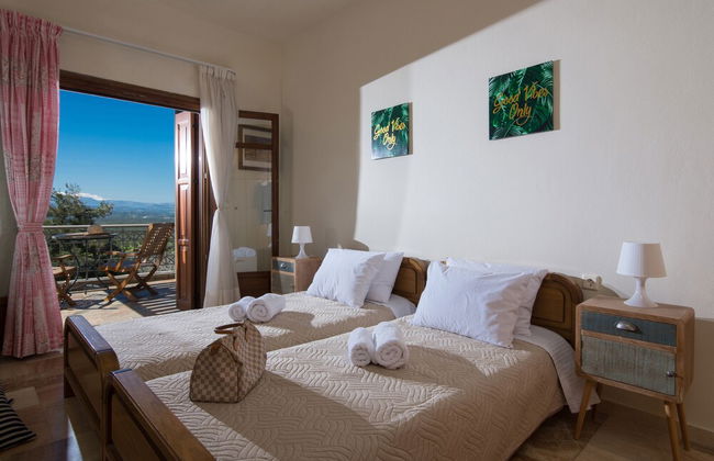 Oniropetra Luxury Suites - Foto 4