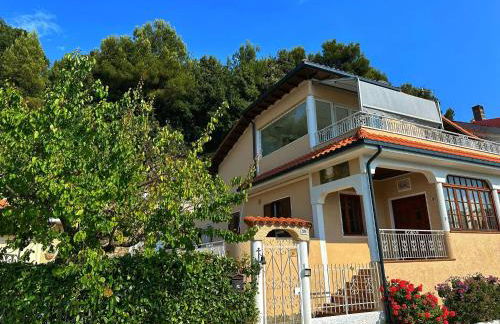 Villa Lollo - Photo 2