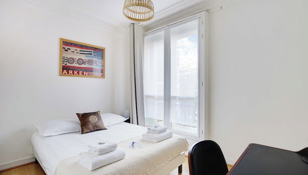 Experience the Parisian Lifestyle: 2BR Near Porte Maillot - Foto 2, Habitación