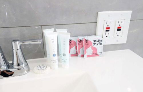 Rooftop Retreat on Ocean Drive with Beach View - Foto 26