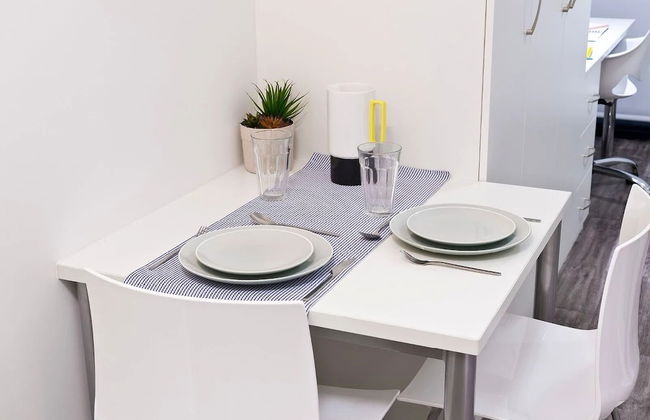 Student Only Botanic Studios - Foto 24