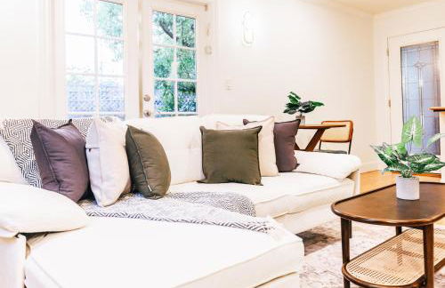 Serene Escape 2BD Private Patio & Firepit near Stanford - Foto 6