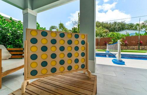 Peacock Palace Brand New Heated and Chilled Pool Golf Gym - Foto 62