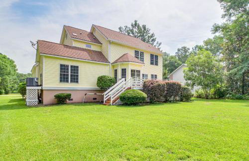 Spacious Richmond Hill Hideaway with Deck! - Foto 33