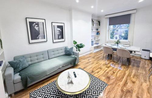 Stylish 2-Bedroom Apartment in Maida Vale near Little Venice & Paddington by NourNest Apartments - Foto 16