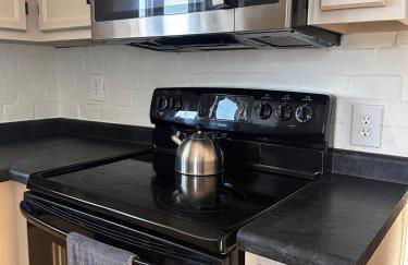 Ankenys Best Hot tub Theatre Room Game Room - Foto 20