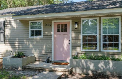 Pinky's Palace Cozy Bungalow - Foto 14