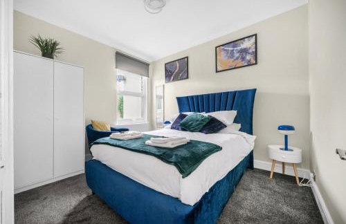 Stylist and Cosy 2 bed Apartment LongStay Parking Sleeps 4 WiFi - Foto 13