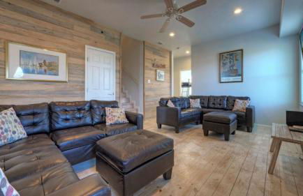 Sleeps 26 2 Homes w/ Waterfront Pool + Boat Dock Laguna Village Escape - Foto 102