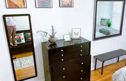 (53.1S) Forest Park, The Zoo, and much more - Foto 14