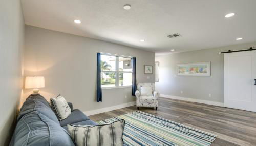 Canal-Front Home with Dock and Patio in North Port - Foto 5