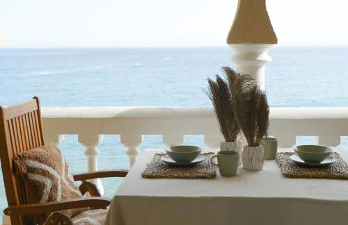 SEA SUITE Romantic Beachfront Apartment Cotobro Beach, Almuñecar - Photo 1