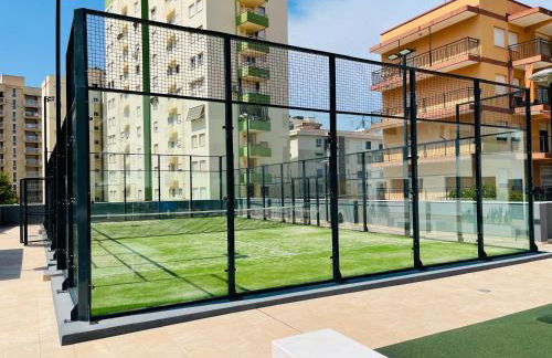 Apartamento nuevo junto al mar con plaza de garaje!! Perfecto para familias - Photo 43