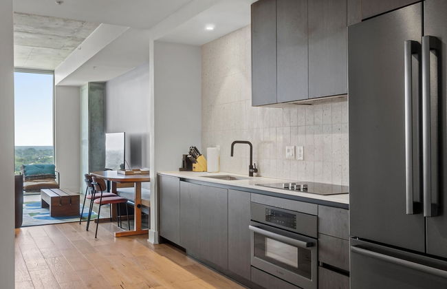 Modern Rainey St Oasis with Pool & Views - Foto 9