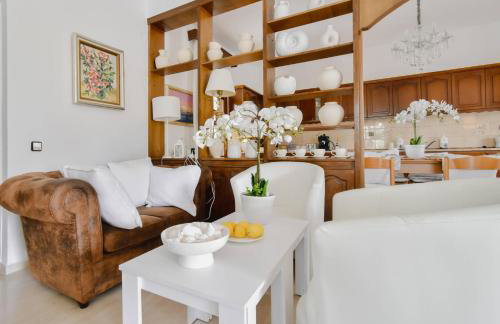 Eden Park Sozopoli - 7 BDR Beach Villa - Yard - Foto 10